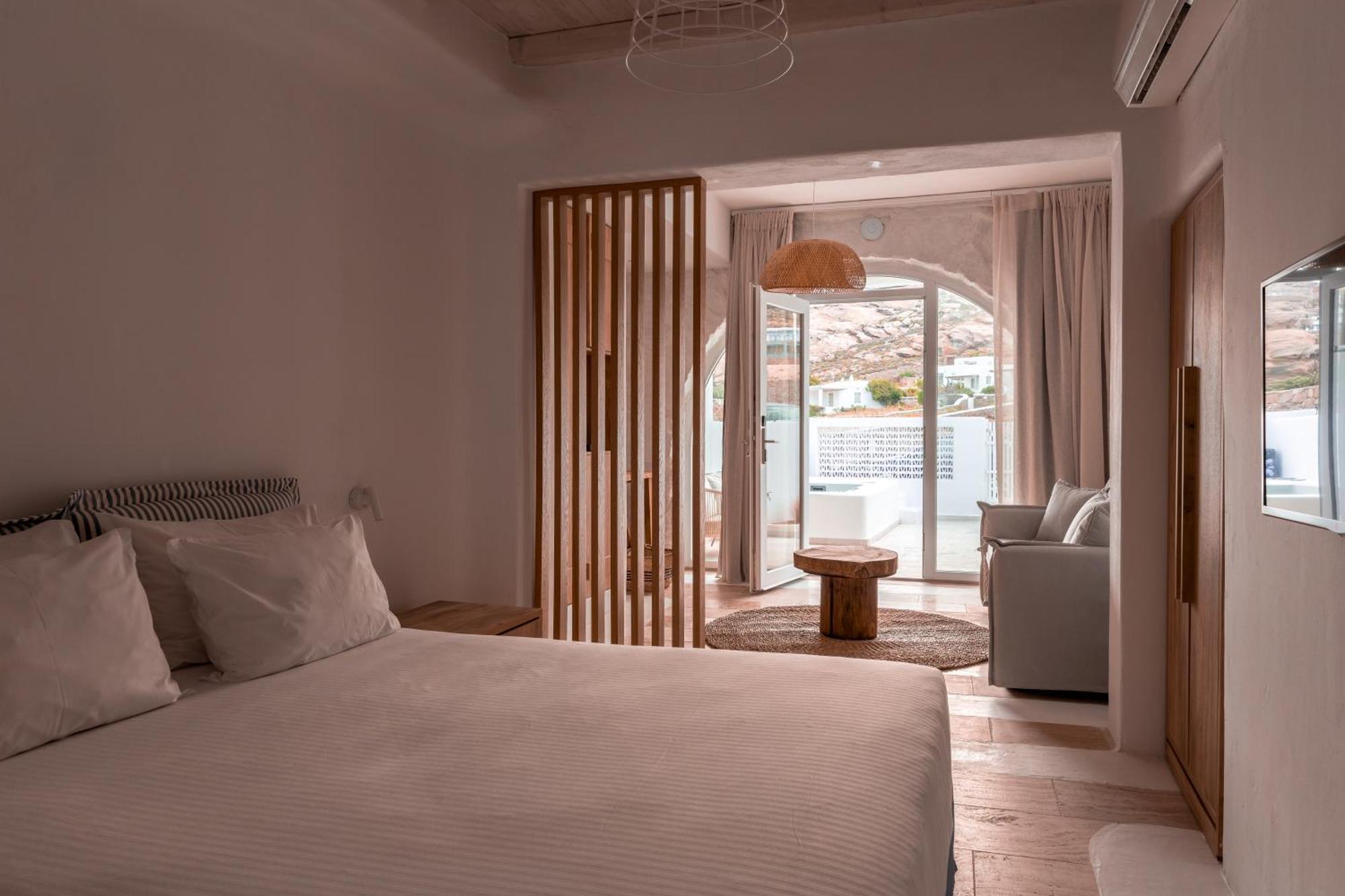 Senses Luxury &